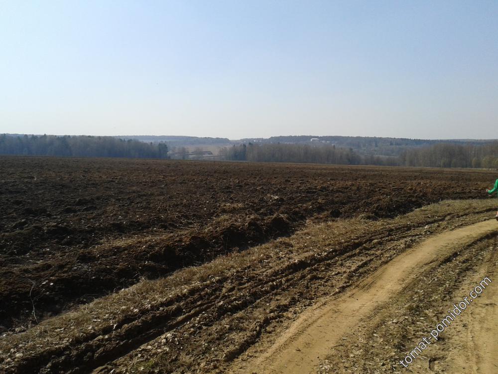 Вороно пашня погода. Апрель на пашне. Деревня Воронино пашня. Пахотные земли село Кучумбетово.