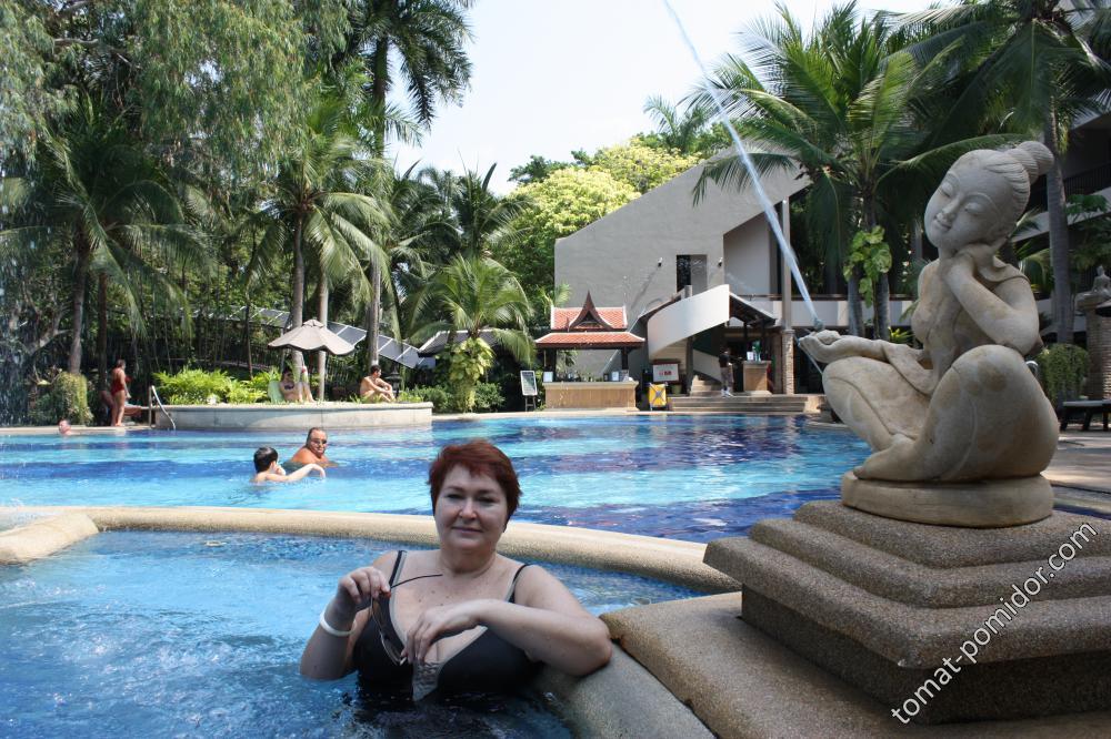 Отель Siam Bayshore, Паттайя, бассейн...и немножко я...