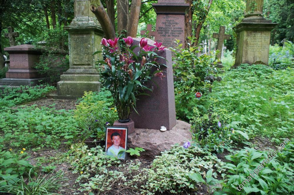 Highgate Cemetery