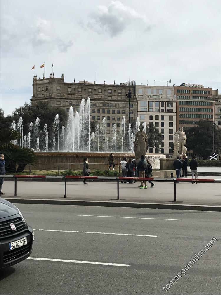 Барселона, Пласа де Каталуния