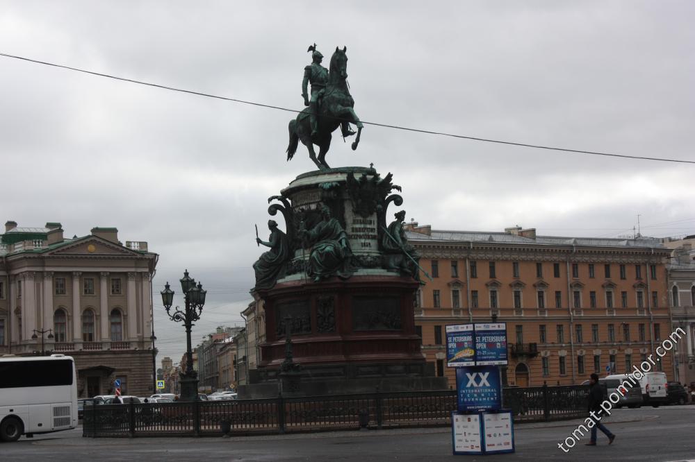 памятник Николаю I